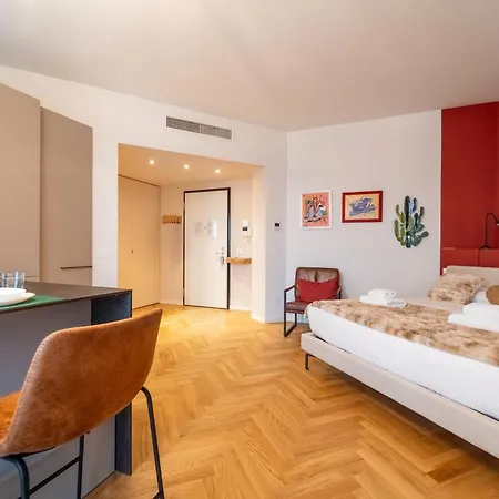 Apartament L55 Design With Garage Mediolan